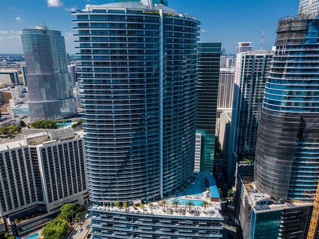 200 Biscayne Boulevard Way 4707, Miami, FL 33131