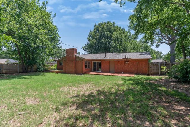 2617 Chaucer Drive, Oklahoma City, OK 73120