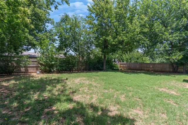 2617 Chaucer Drive, Oklahoma City, OK 73120
