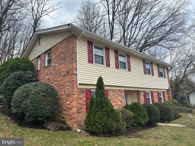 3812 TALL OAK CT, Annandale, VA 22003