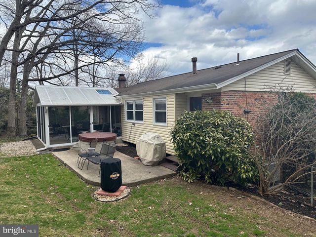 3812 TALL OAK CT, Annandale, VA 22003