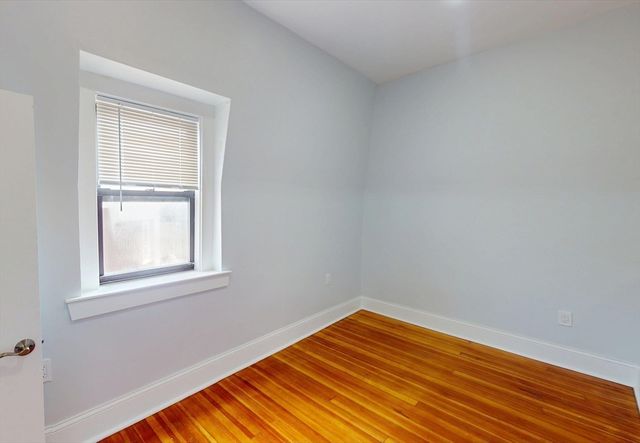 14 King St 3, Boston, MA 02122