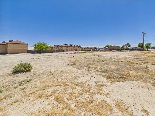 2643 Dixie Street, Rosamond, CA 93560