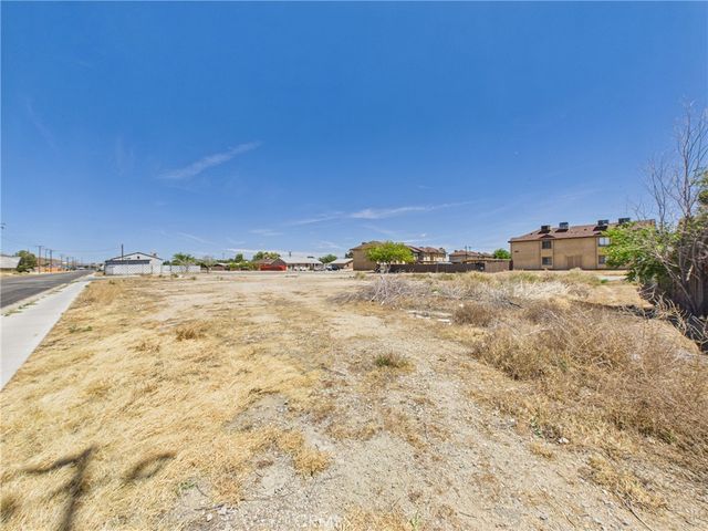 2643 Dixie Street, Rosamond, CA 93560