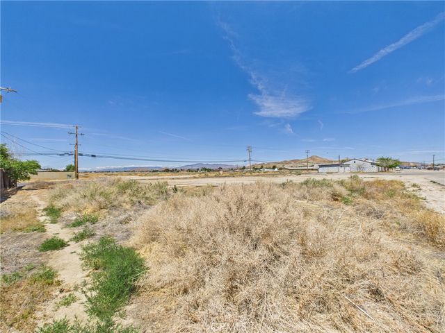 2643 Dixie Street, Rosamond, CA 93560