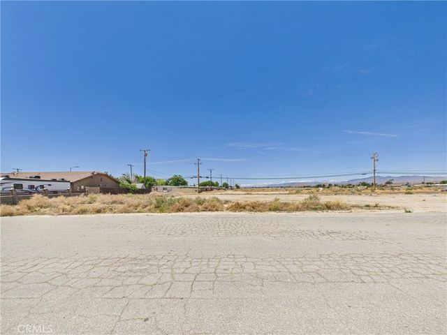 2643 Dixie Street, Rosamond, CA 93560