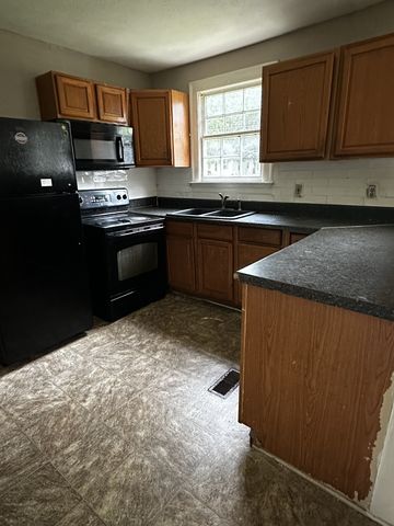 310 4Th Ave, Murfreesboro, TN 37130