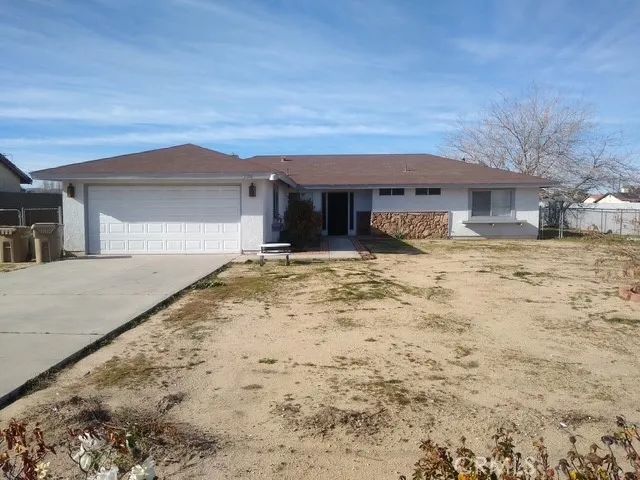 7864 Newhall Avenue, Hesperia, CA 92345