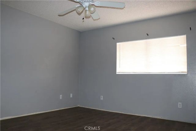 7864 Newhall Avenue, Hesperia, CA 92345