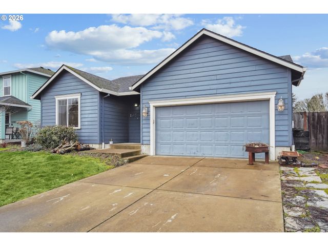1055 Se MILLRIGHT Ave, Mc Minnville, OR 97128