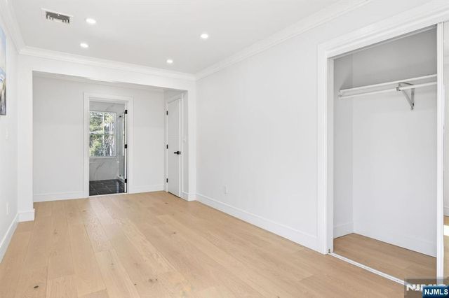 110 Central Avenue, Rochelle Park, NJ 07662