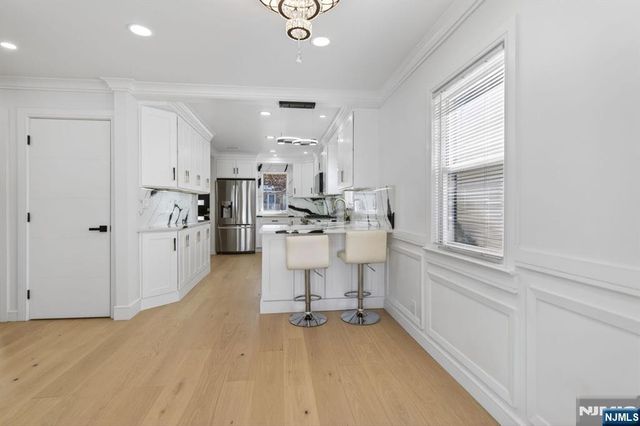 110 Central Avenue, Rochelle Park, NJ 07662