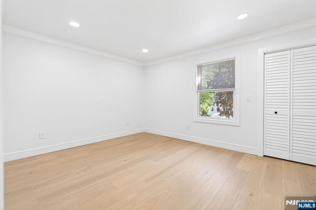 110 Central Avenue, Rochelle Park, NJ 07662