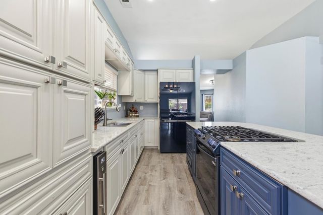 2616 Puccini Pl, Modesto, CA 95358
