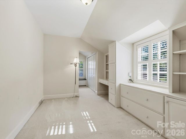 2035 Pinewood Circle, Charlotte, NC 28211