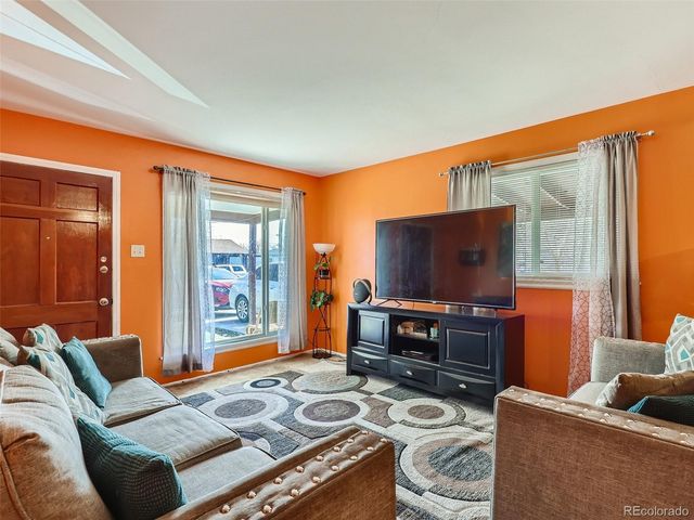 1249 Worchester Street, Aurora, CO 80011