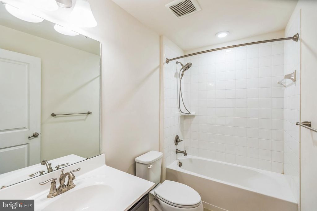 4208 CAMBERWELL LANE, Burtonsville, MD 20866