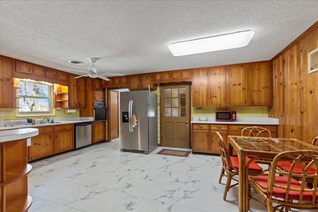 200 Davis Drive, Perry, FL 32348