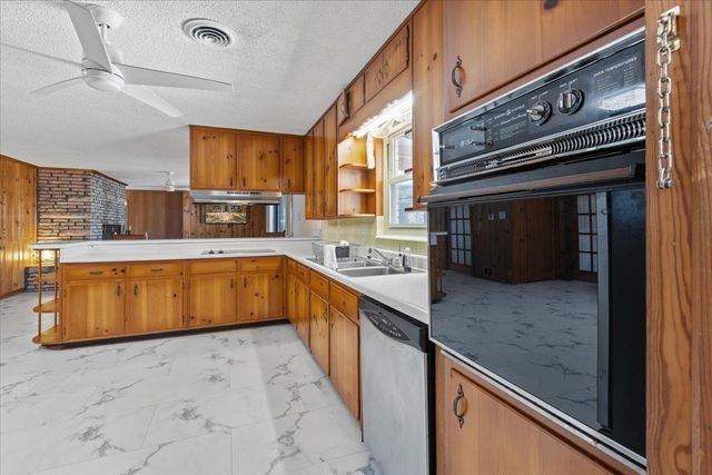 200 Davis Drive, Perry, FL 32348