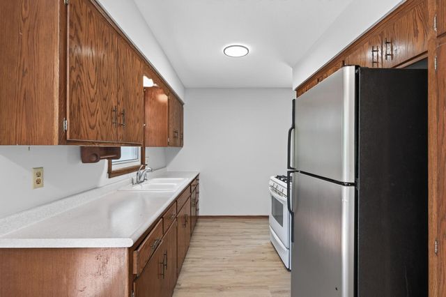 7432 Idaho Avenue N, Brooklyn Park, MN 55428