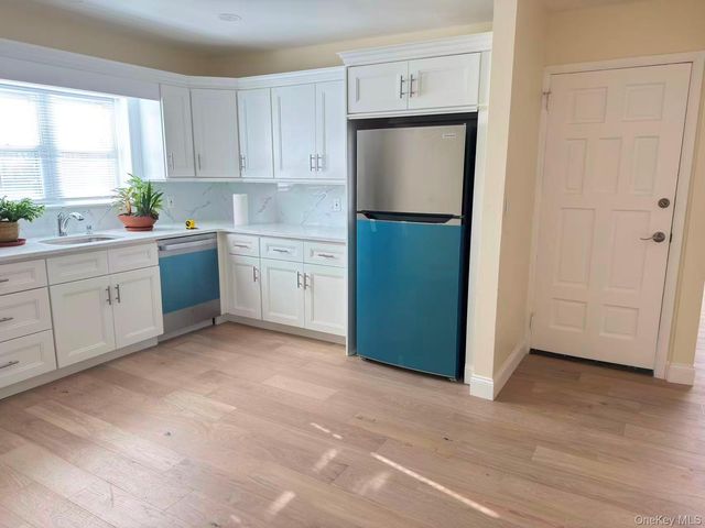 6925 69th Place, Maspeth, NY 11387