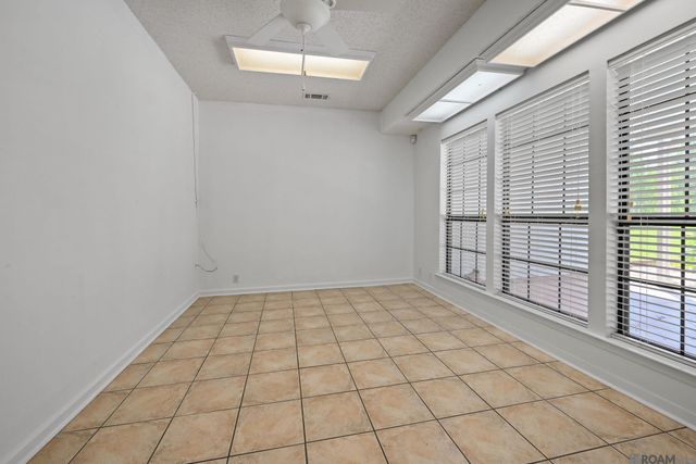 13616 Denham Rd, Central, LA 70818