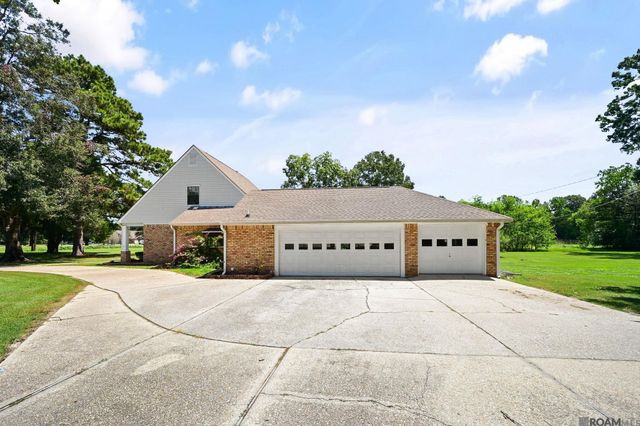 13616 Denham Rd, Central, LA 70818