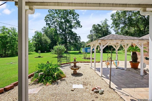 13616 Denham Rd, Central, LA 70818