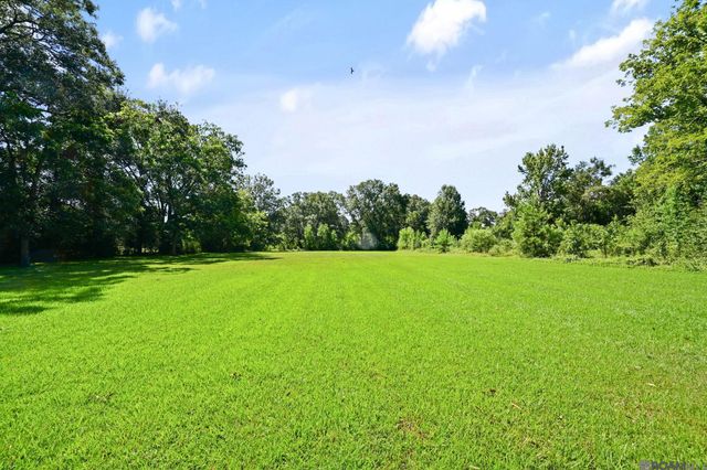 13616 Denham Rd, Central, LA 70818