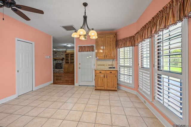 13616 Denham Rd, Central, LA 70818