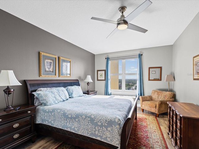 628 CLEVELAND STREET 1011, Clearwater, FL 33755