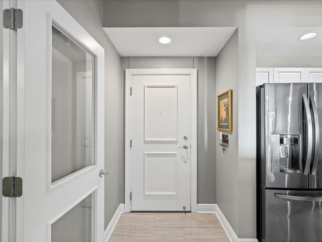 628 CLEVELAND STREET 1011, Clearwater, FL 33755