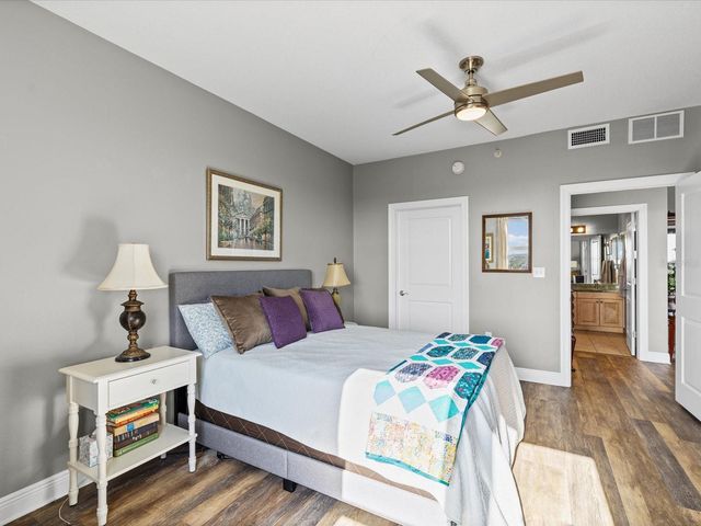 628 CLEVELAND STREET 1011, Clearwater, FL 33755