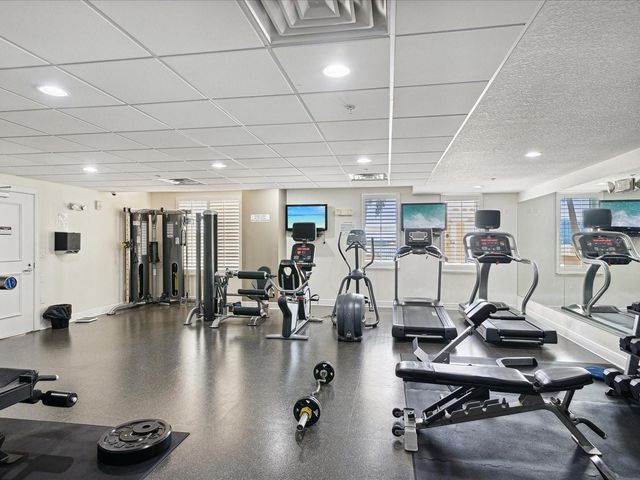 628 CLEVELAND STREET 1011, Clearwater, FL 33755