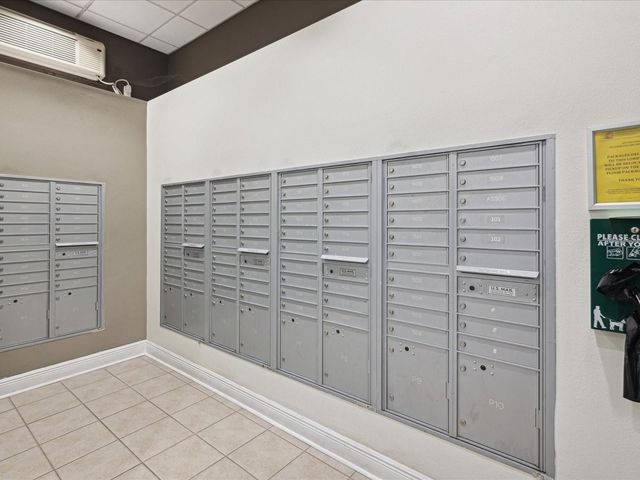 628 CLEVELAND STREET 1011, Clearwater, FL 33755