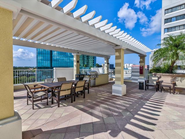 628 CLEVELAND STREET 1011, Clearwater, FL 33755
