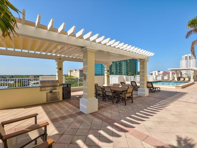 628 CLEVELAND STREET 1011, Clearwater, FL 33755