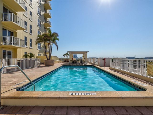 628 CLEVELAND STREET 1011, Clearwater, FL 33755