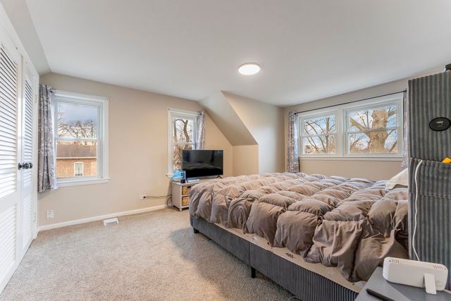 3227 Harrison Avenue, Brookfield, IL 60513