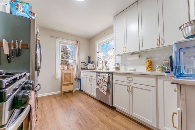 3227 Harrison Avenue, Brookfield, IL 60513