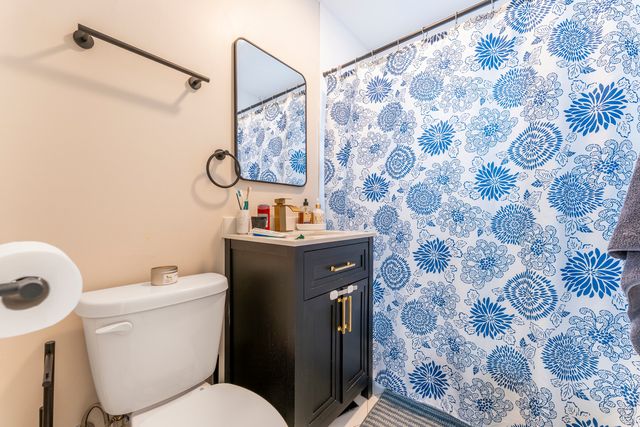 3227 Harrison Avenue, Brookfield, IL 60513