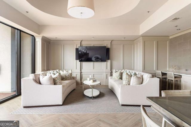 2255 Peachtree Road NE 326, Atlanta, GA 30309