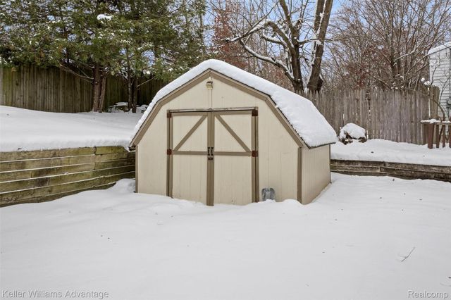 311 Teelin Drive, Oxford Charter Township, MI 48371