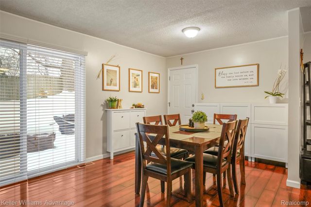 311 Teelin Drive, Oxford Charter Township, MI 48371