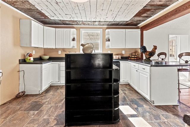 902 Highway 62 West, Alpena, AR 72611