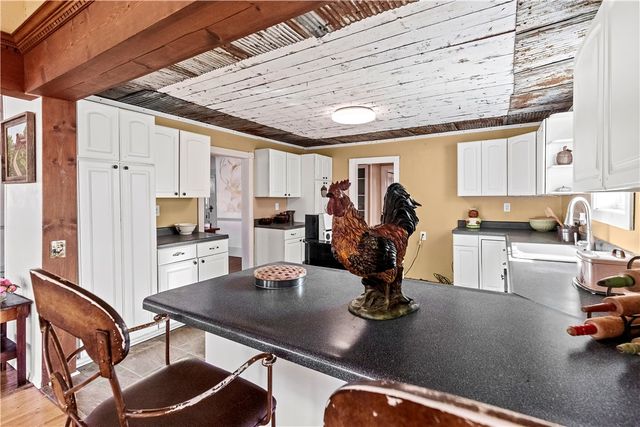 902 Highway 62 West, Alpena, AR 72611