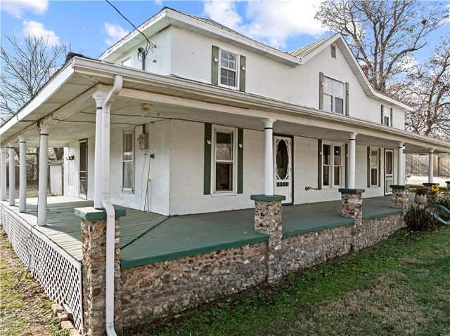 902 Highway 62 West, Alpena, AR 72611