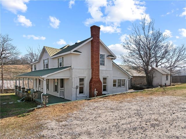 902 Highway 62 West, Alpena, AR 72611