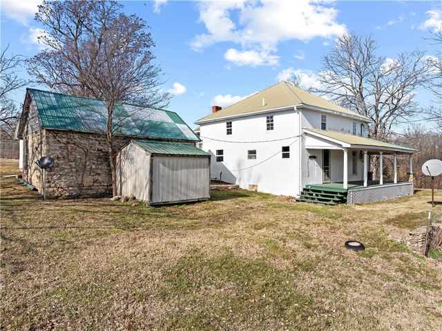 902 Highway 62 West, Alpena, AR 72611