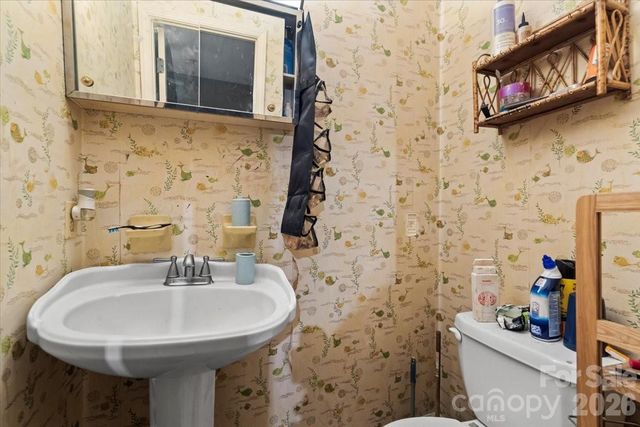 230 Pinevale Drive, Salisbury, NC 28144